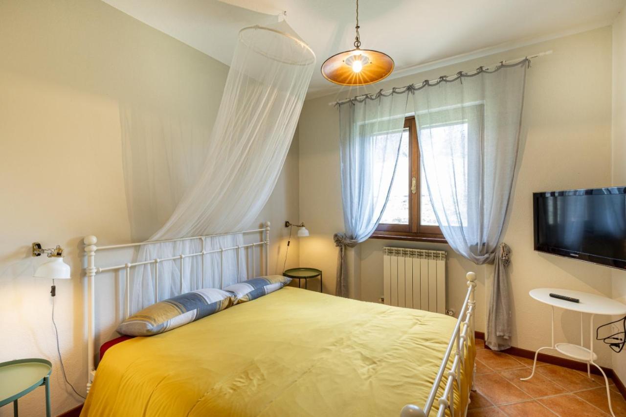 Casa Vacanze Colonnata Γκούμπιο Εξωτερικό φωτογραφία